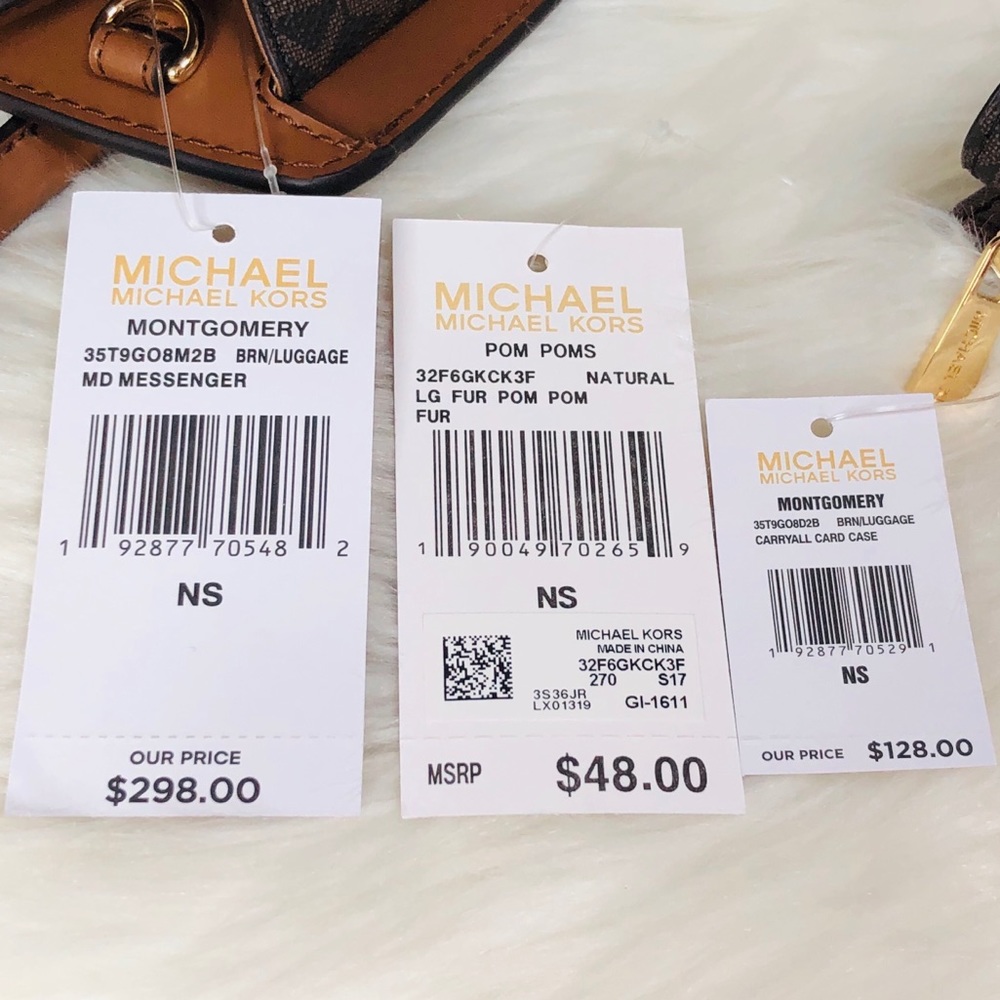 3PCS Michael Kors Montgomery Messenger Wallet Set - Picture 8 of 8